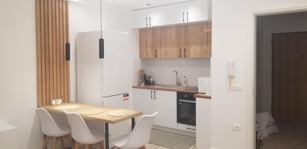 White Apartment Tiranë Ngoại thất bức ảnh