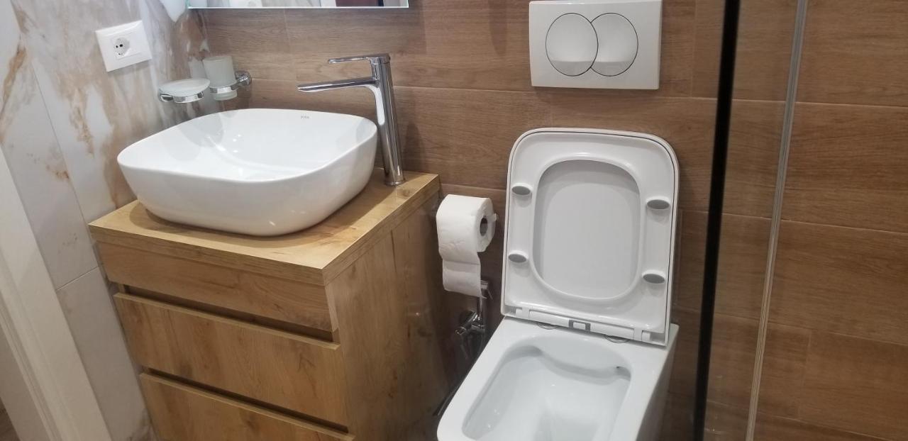 White Apartment Tiranë Ngoại thất bức ảnh