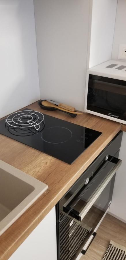 White Apartment Tiranë Ngoại thất bức ảnh